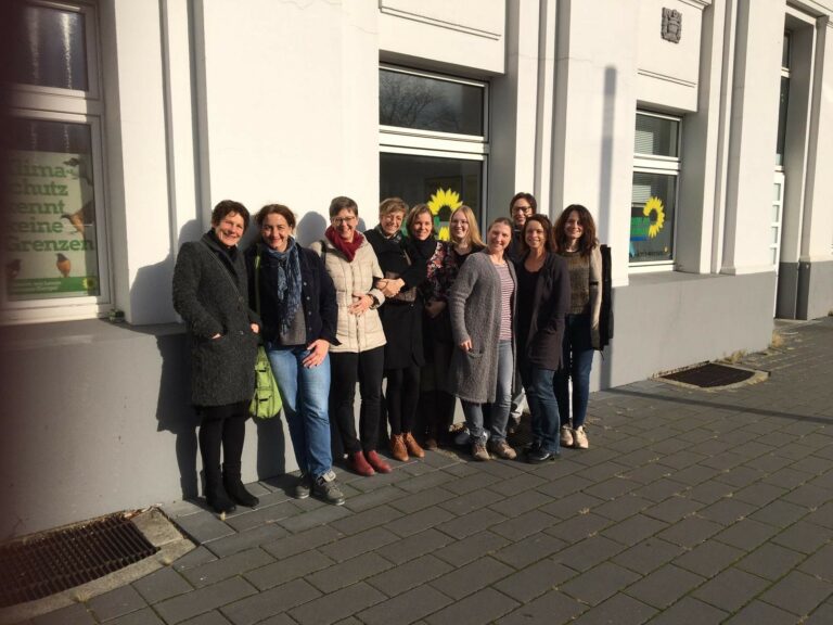 Frauen in die Parlamente!